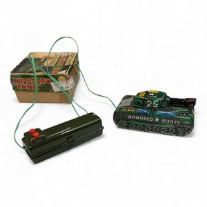 Vintage Marx Armored Tank battery powered Toy Green 1960 military collectible